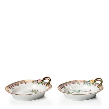 A pair of Royal Copenhagen 'Flora Danica' serving dishes, Denmark, 20th Century.