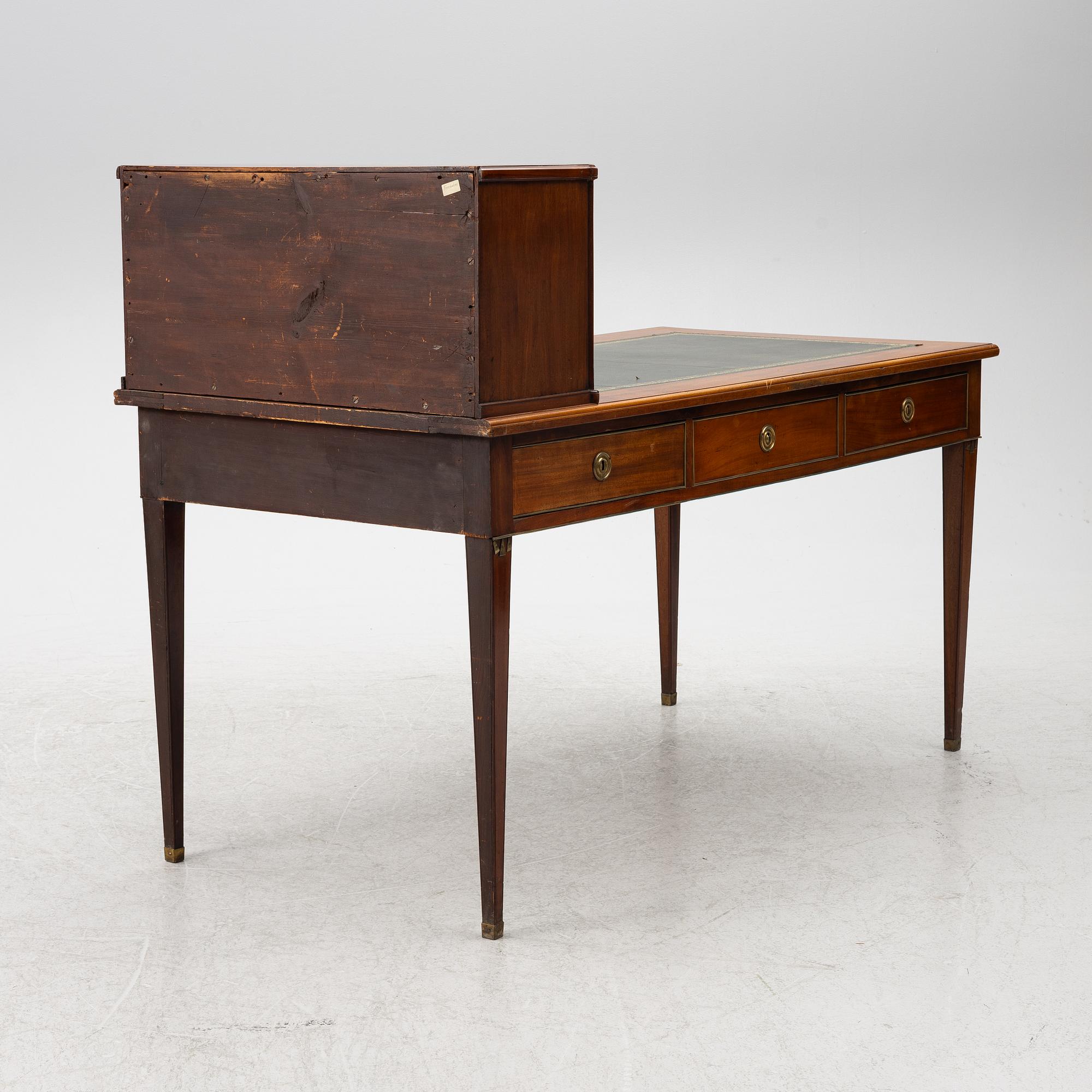 A late Gustavian desk, circa 1800.