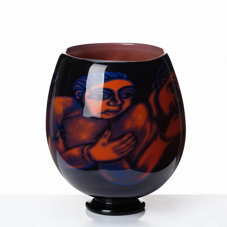 Eva Englund, a 'graal' glass vase, Orrefors 1989.