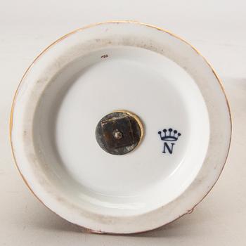 A set of two porcelain figurines beginning of 20th century.