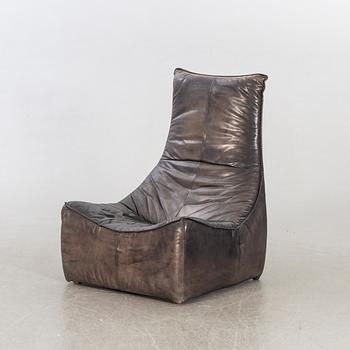 AN EASY CHAIR "THE ROCK" GERARD VAN DER BERG, MONTIS.