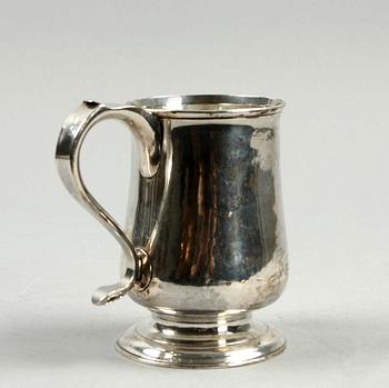 STOP, silver, John Langland & John Robertson, Newcastle, 1786. Vikt ca 300 g.