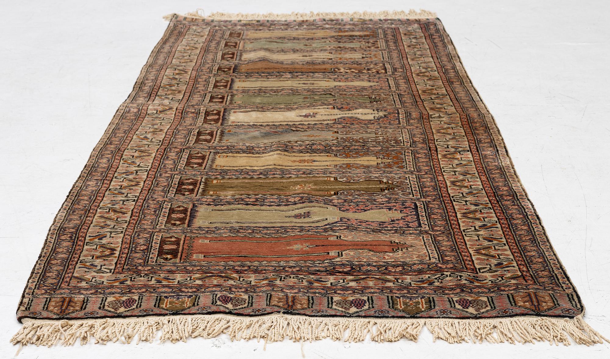 Carpet, Kayseri, approx. 220 x 92 cm.