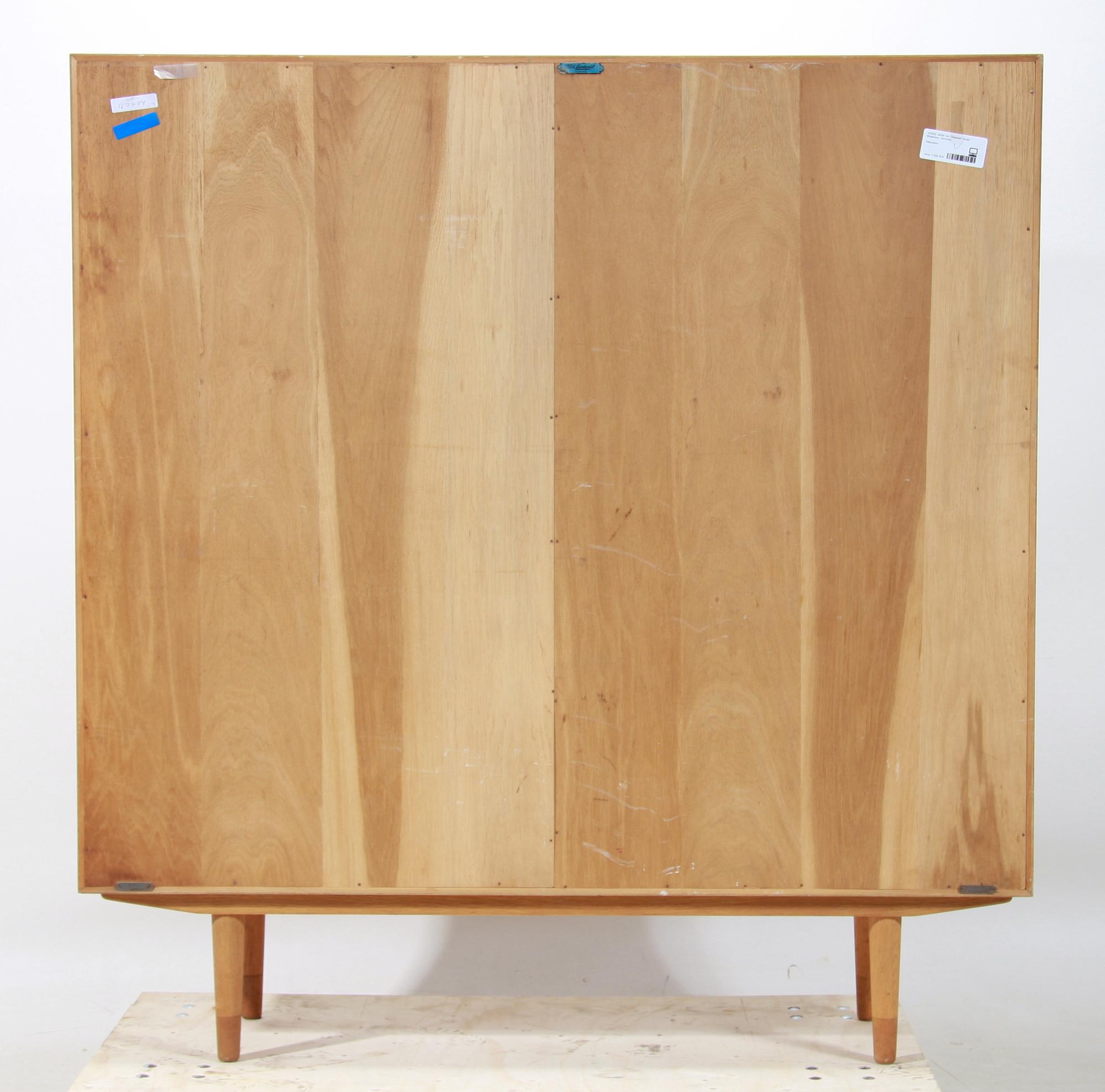 SKÅP, trol "Öresund", Börge Mogensen, Danmark.