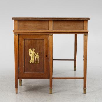 Skrivbord, empirestil, tidigt 1900-tal.
