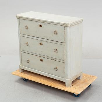 A painted dresser from around the year 1900.