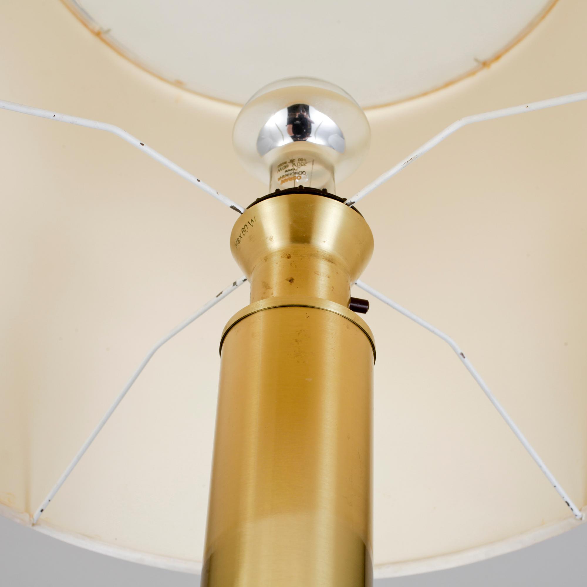 BORDSLAMPA, mässing, 1900-talets tredje kvartal.