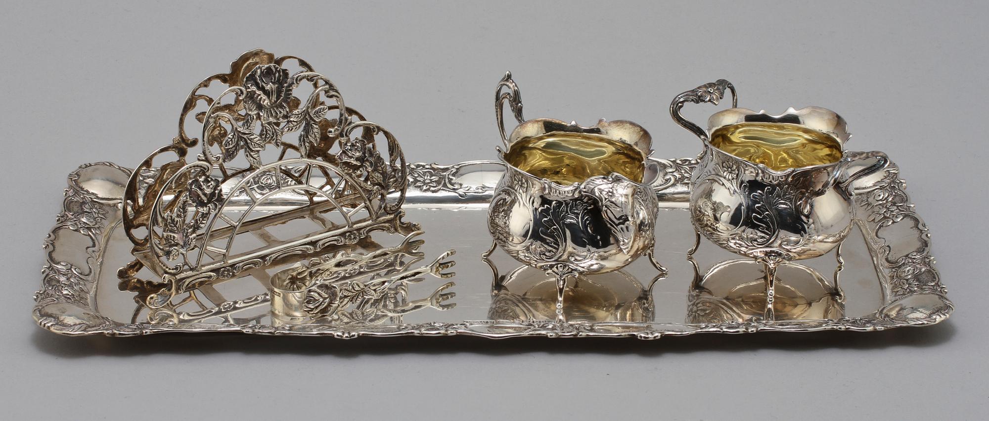 PARTI SILVER, 5 delar, GEWE, Malmö, 1900-talets andra hälft. Vikt 750 g.