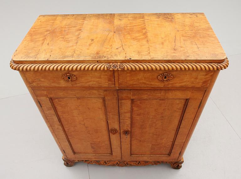 SKÄNK, senempire, 1800-talets mitt.