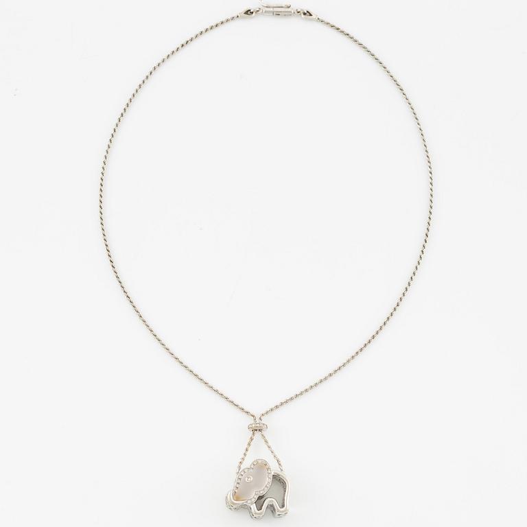 Necklace in 18K white gold with a white stone likely rock crystal and round brilliant-cut diamonds, in the shape of an elephant.