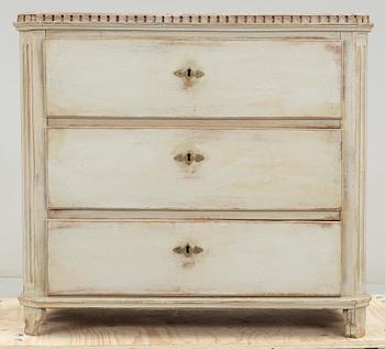 BYRÅ, sengustaviansk stil, 1800-tal.