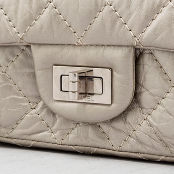 CHANEL, väska, modell "2.55".
