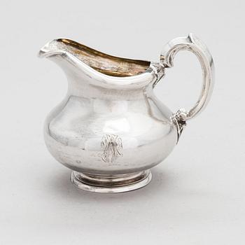 A silver milk jug, maker's mark of Gustav Alexander Sohlman, Saint Petersburg, Russia 1871.