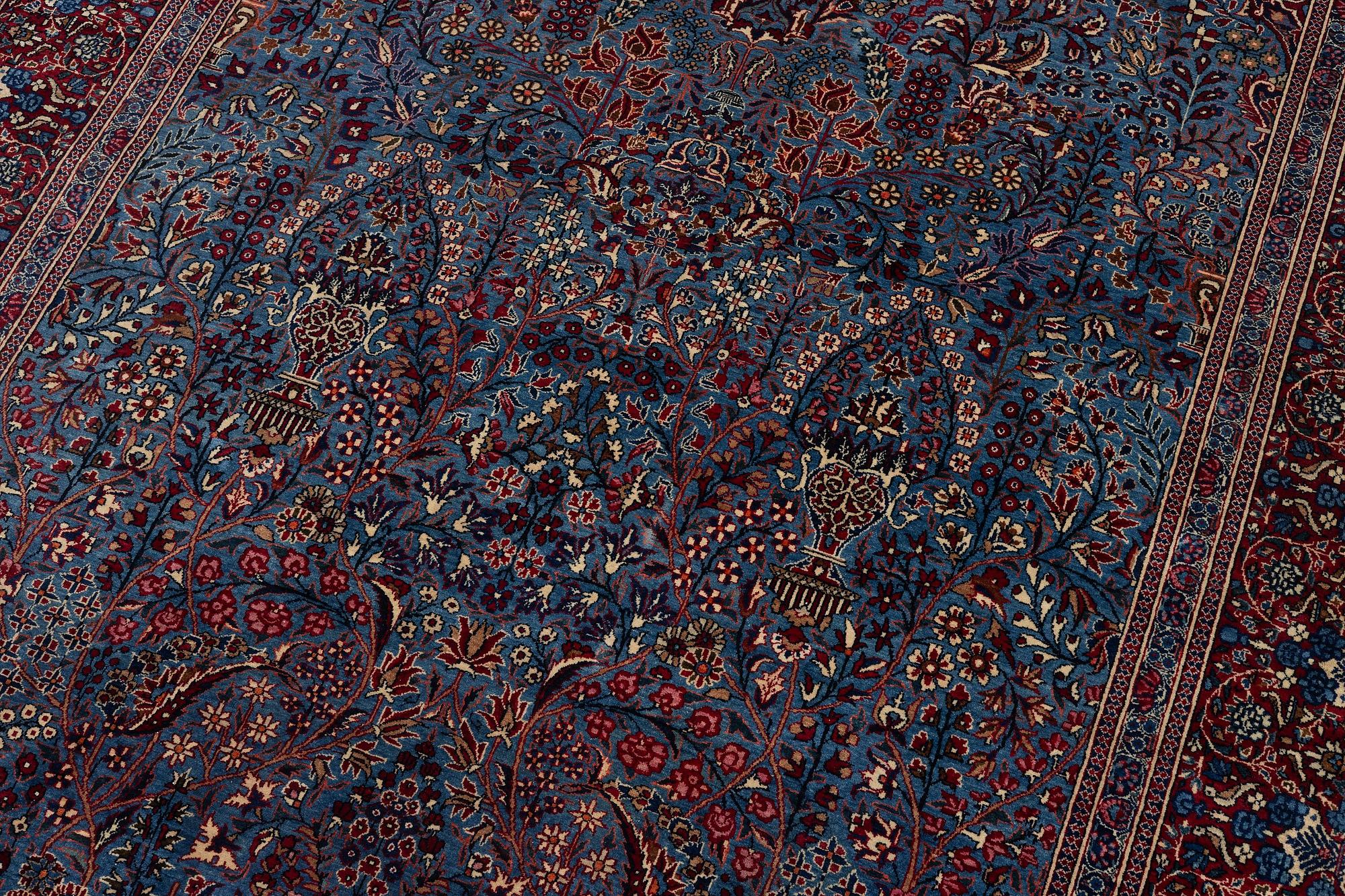 A semi-antique central Persian (Iran) rug, probably Tehran, c. 232 x 150 cm.