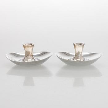 Tapio Wirkkala, ljusstakar ett par, silver, Hopeatehdas Helsinki 1956.