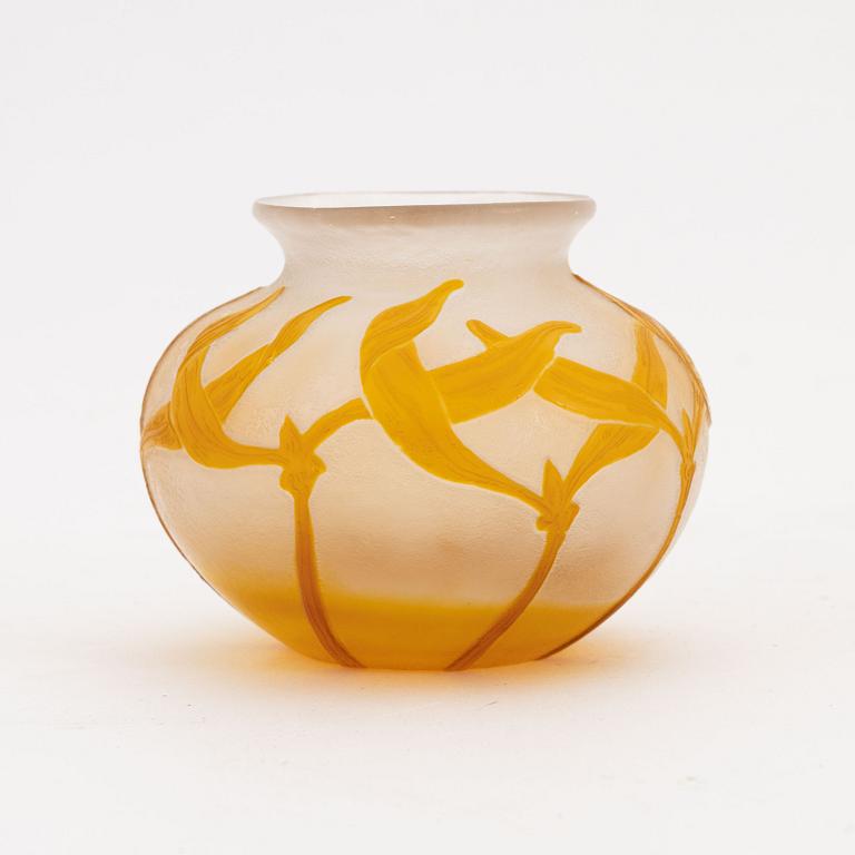 Karl Lindeberg, an Art Nouveau cameo glass vase, Kosta, Sweden, early 20th century.