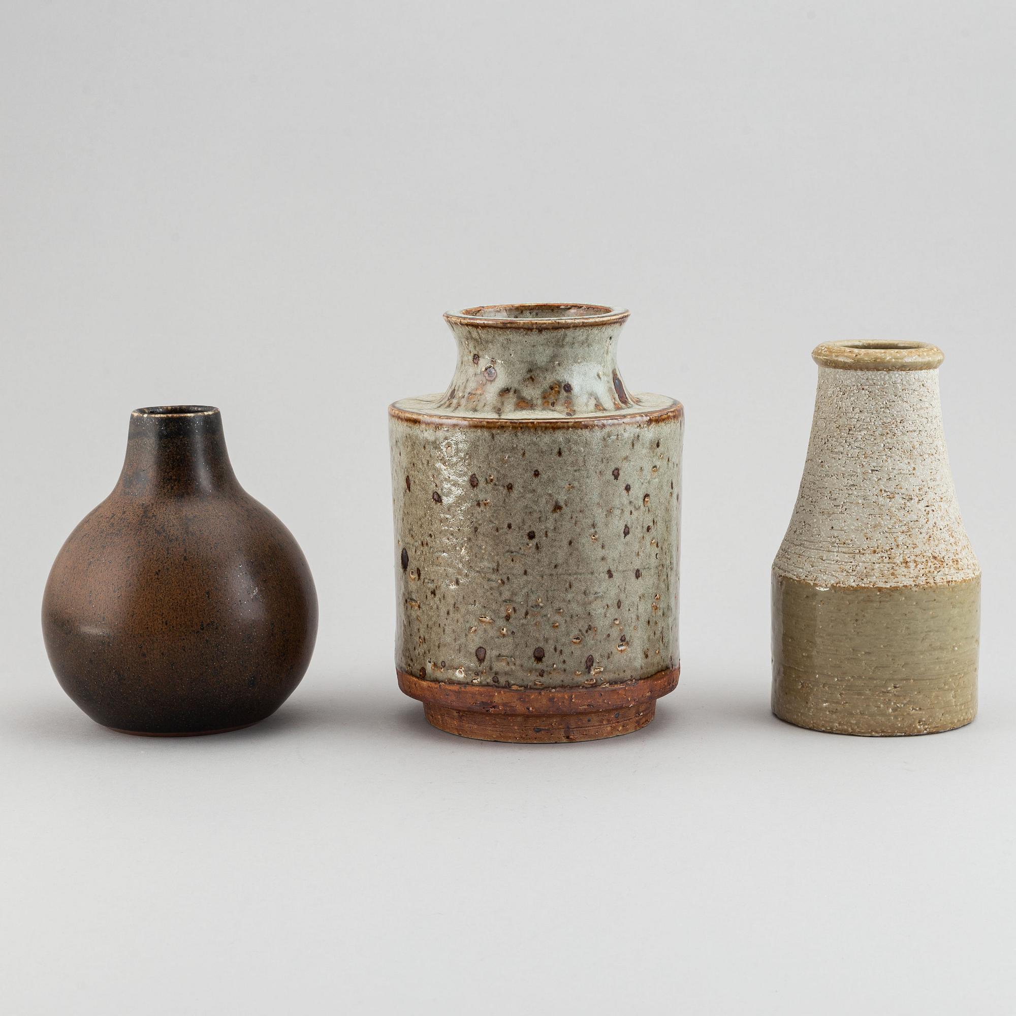 Three mid 20th century glazed stoneware vases, Marianne Westman, Carl-Harry Stålhane och Hertha Bengtsson, Rörstrand.