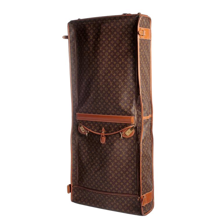 LOUIS VUITTON, a monogram canvas suitcase / garment cover bag.