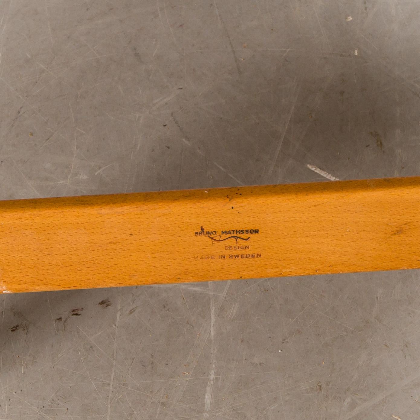 VILSTOL, "Pernilla", Bruno Mathsson, firma Karl Mathsson Värnamo, 1966.