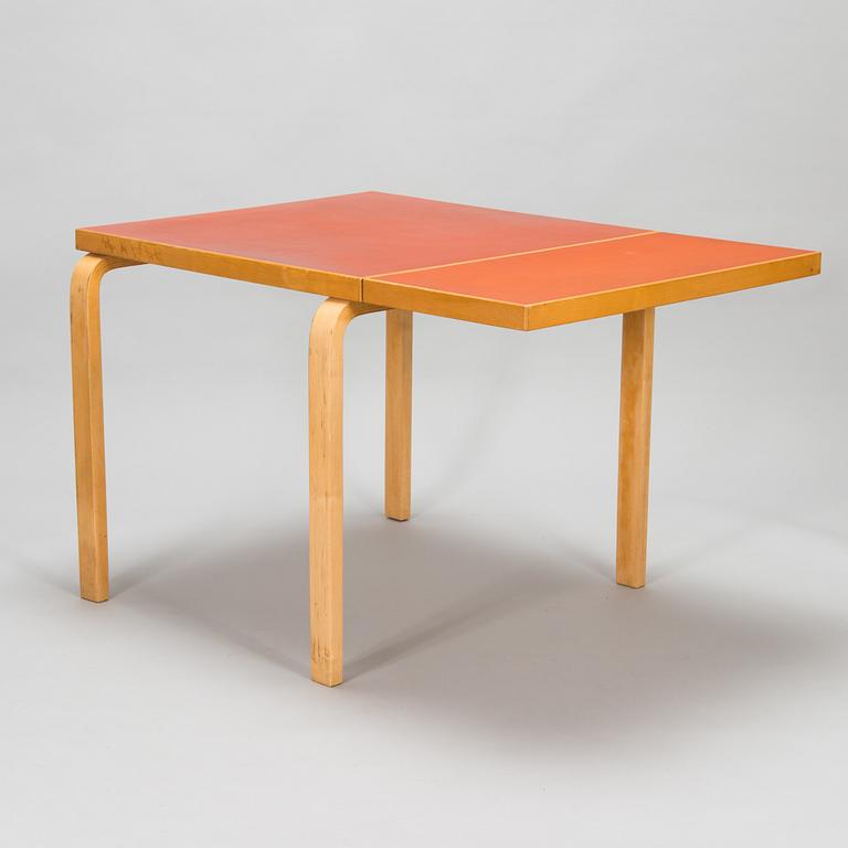 Alvar Aalto, a mid-20th-century 'DL85' table for O.Y. Huonekalu- ja Rakennustyötehdas.