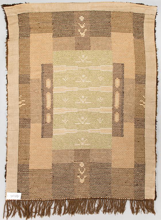 A.W Raitio, A Finnish long pile Ryijy Rug, for Neovius. Circa 150 x 105 cm.