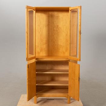 Carl Malmsten, vitrinskåp, "Undantaget" 1900-talets andra hälft.