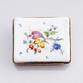 Box, porcelain, Meissen style, probably Germany 19th century,