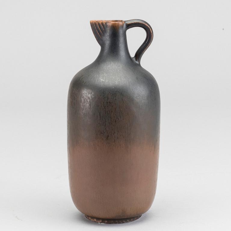 A Unique Carl-Harry Stålhane stoneware vase, signed and dated 1949.