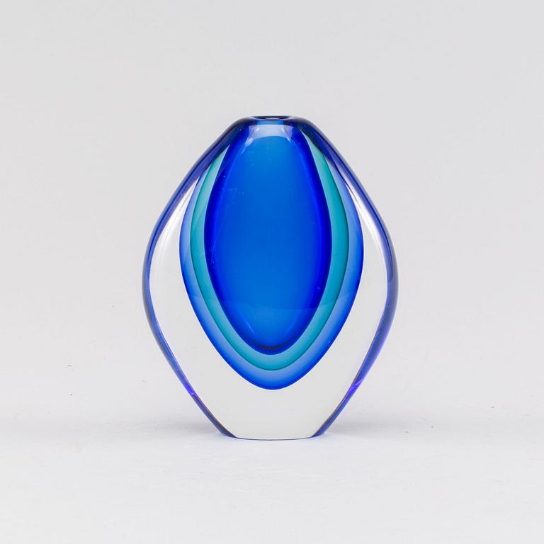 A Michele Onesto Vetreria glass vase.