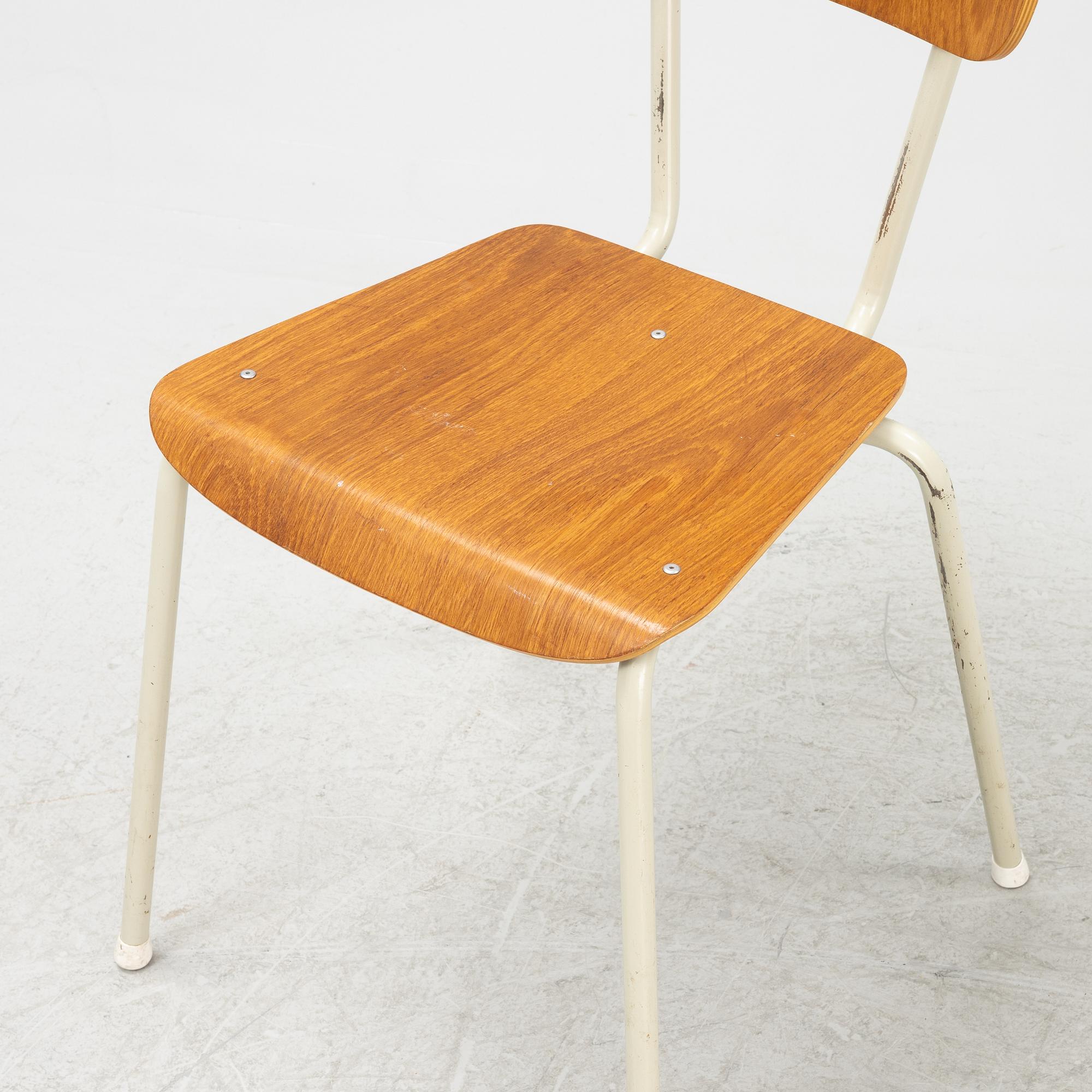 A set of eight chairs, mid 20th Century.