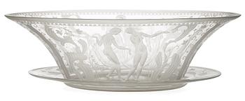 A Simon Gate engraved glass bowl with stand, Orrefors 1927.