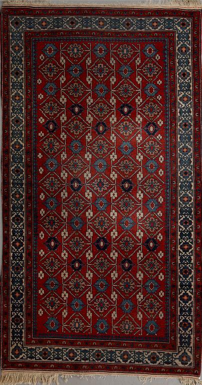 MATTA, old/semiantik, Kaukasisk, ca 207 x 121 cm.