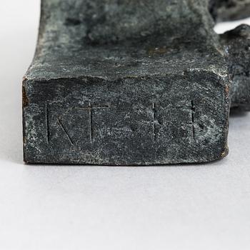Kain Tapper, bronze, signed and dated -77.