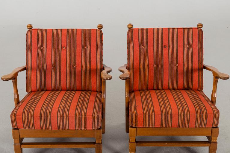 A pair of 1940's Swedish "Åre" pine armchairs by Göperts möbler.
