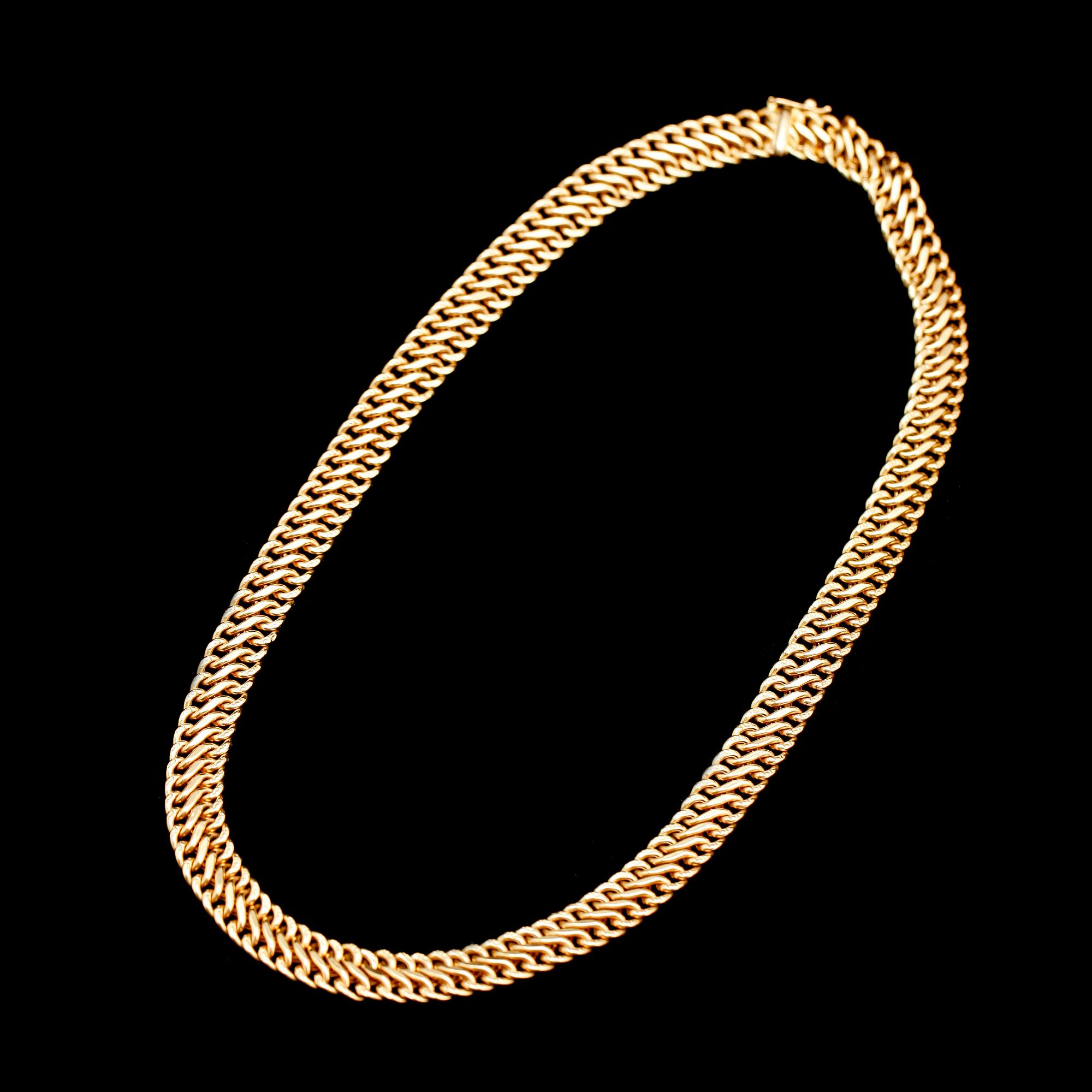 COLLIER, 18 k guld. Vikt ca 25 g.