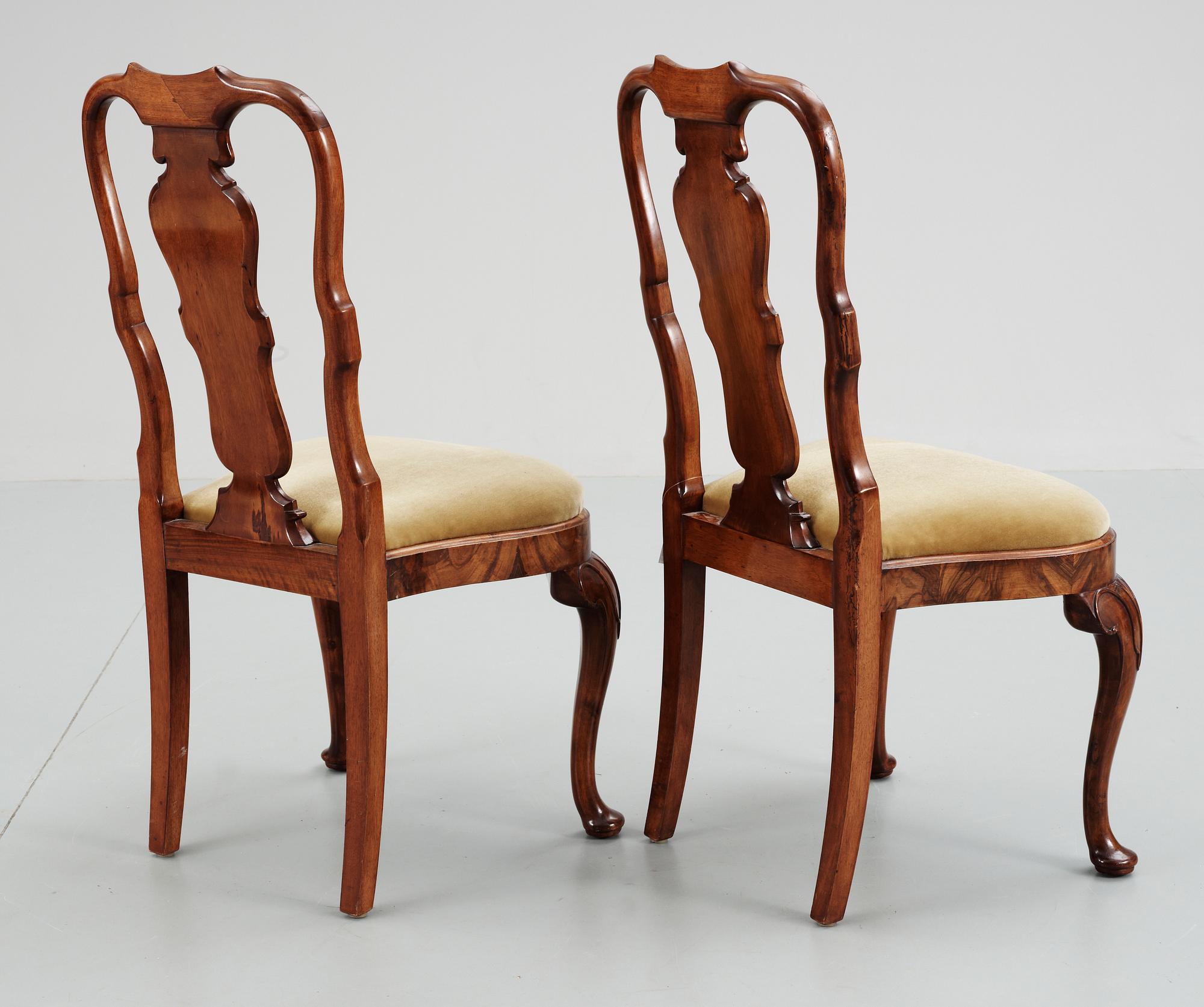 STOLAR, ett par, barockstil, 1800/1900-tal.
