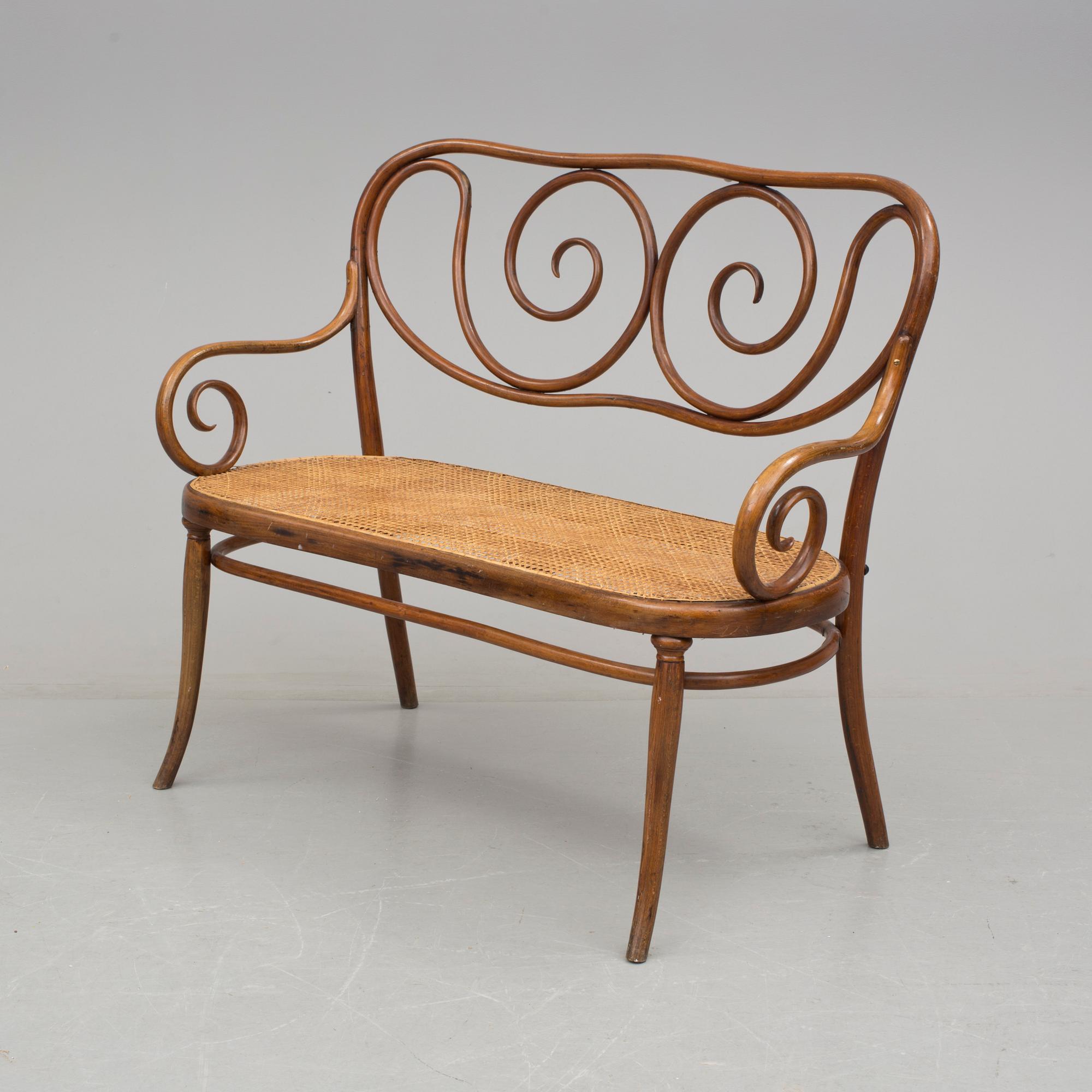 SOFFA samt STOLAR, Thonet, omkring 1900.