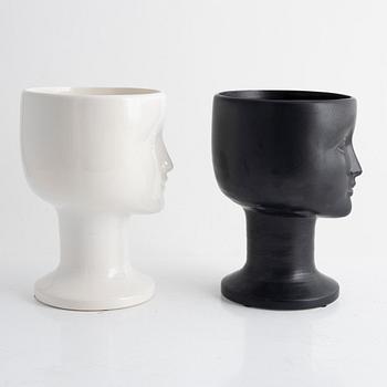 Lisa Larson, a pair of stoneware flower pots, Gustavsberg, second half of the 20th century.