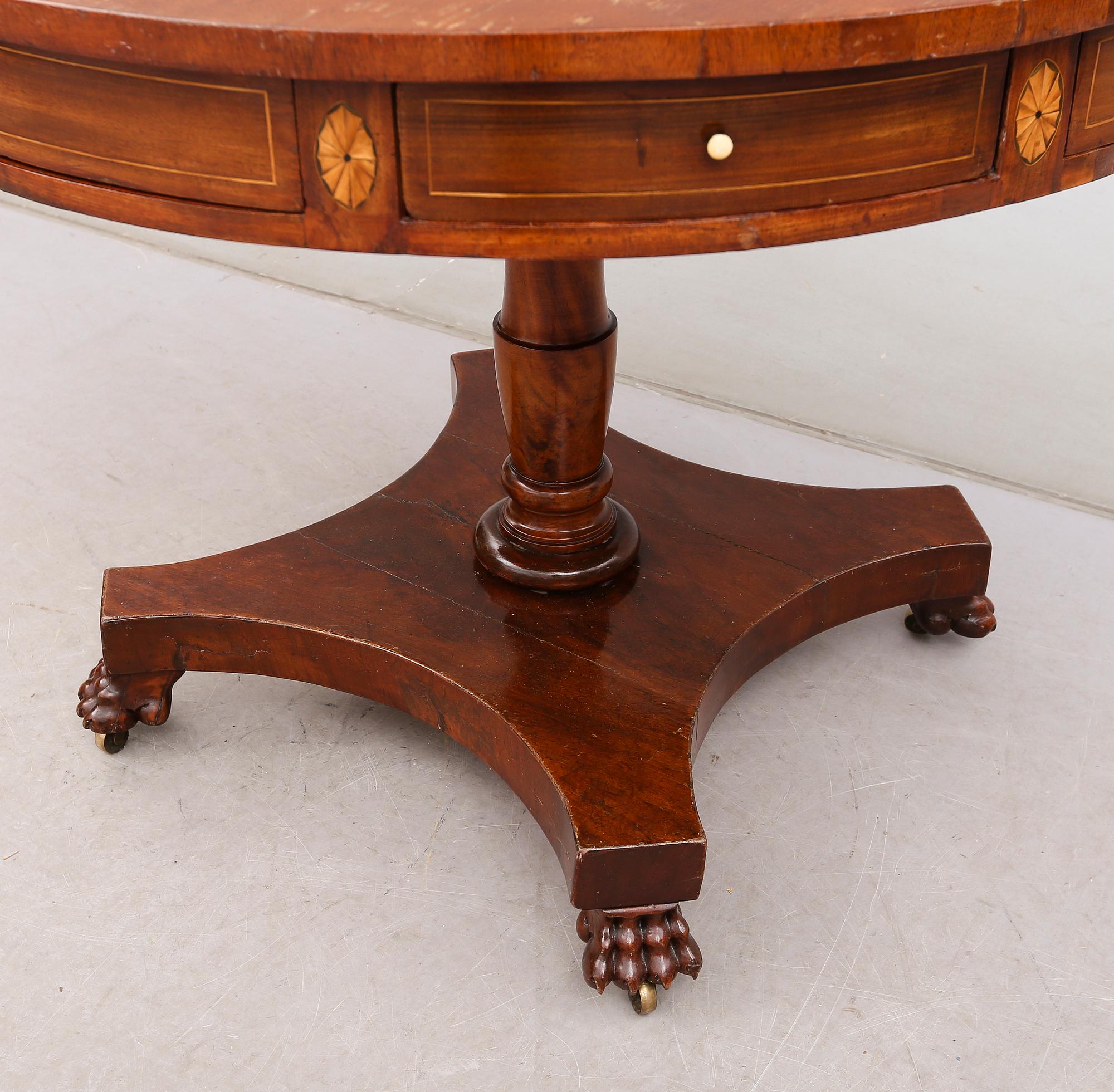KARUSELLBORD, senempire, 1800-talets första hälft.