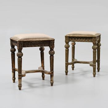 TABURETTER, ett par, troligen Danmark, 1800-tal.