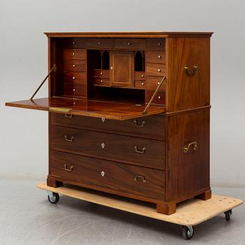 A late Gustavian secretaire, ca 1800.