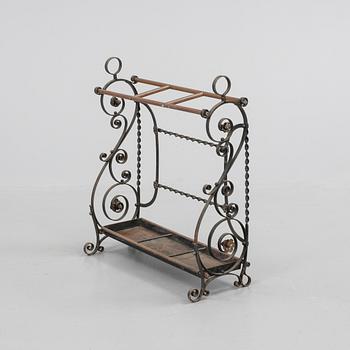 PARAPLYSTÄLL, 1900-tal.