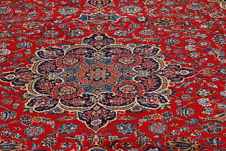 A Kashmar rug, old/semiantik, 388 x 300 cm.