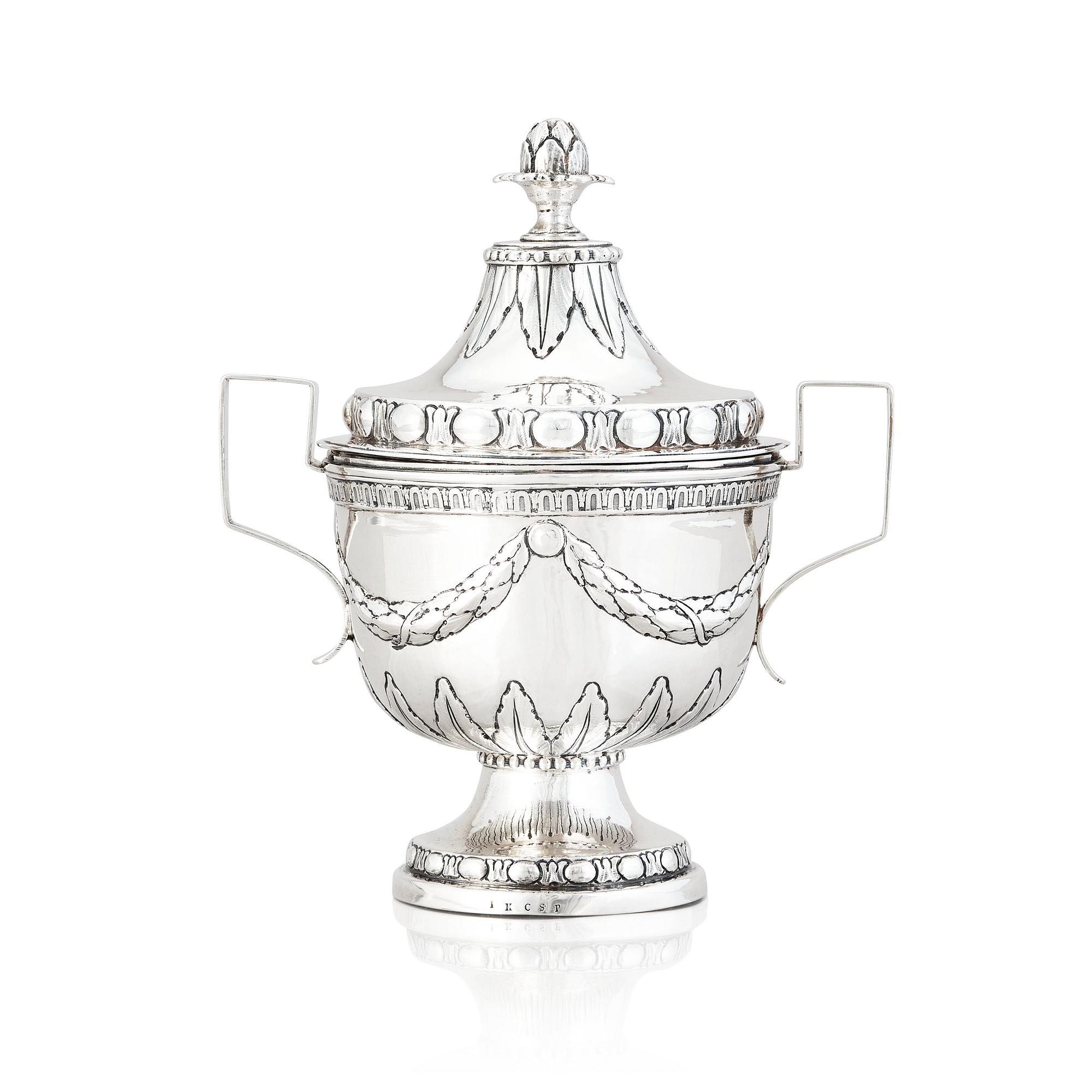 Lars Boye, sockerskål med lock, silver, Stockholm 1780. Gustaviansk.