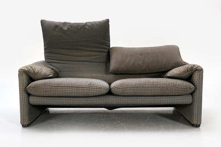 Vico Magistretti, soffa "Maralunga"för Cassina 1900-talets senare del.
