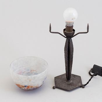 DAUM, bordslampa, Art Nouveau , Nancy, Frankrike, 1900-talets början.