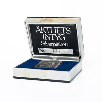 Frimärksplaketter, nio i silver samt en i brons, Guldfynd Plakett AB, bl a 1977.