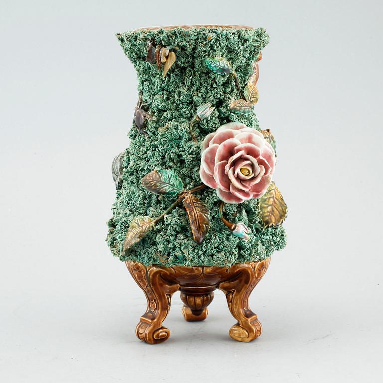 A majolica vase from late 19th century.