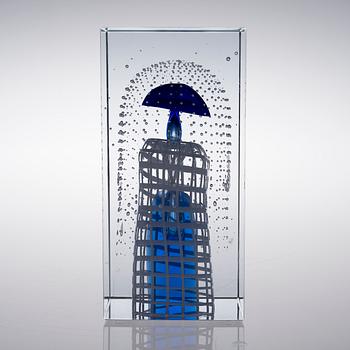 OIVA TOIKKA, A GLASS CUBE. Signed Oiva Toikka, Nuutajärvi.