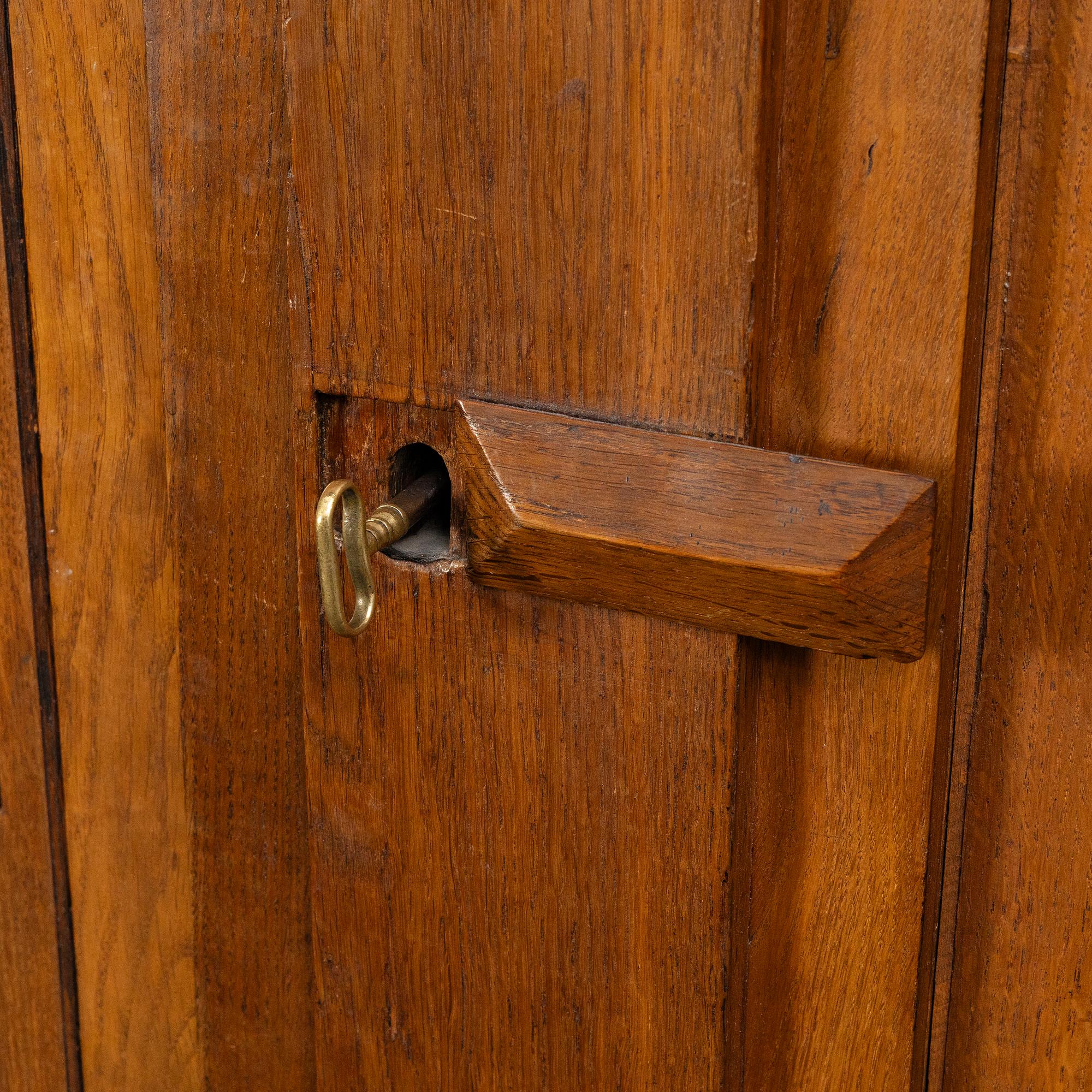 A Baroque cabinet, 18th Century.